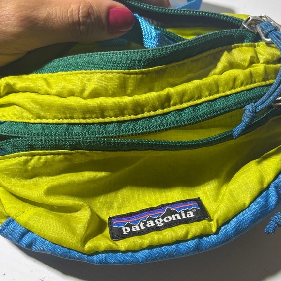 Patagonia Lime Green and Blue Waist Bag - Picture 5 of 6